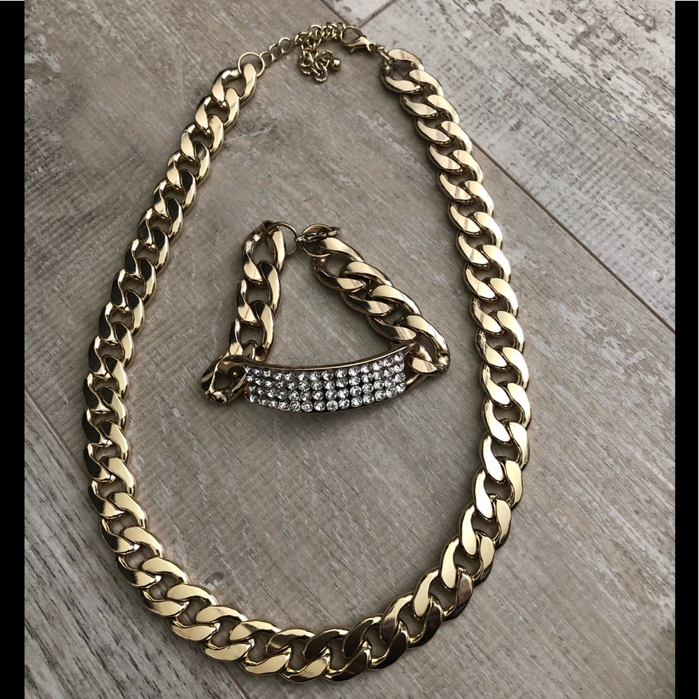 H&M faux gold chain necklace and bracelet